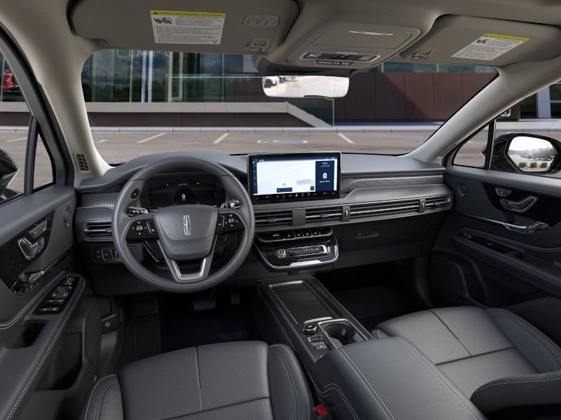 New 2025 Lincoln Corsair Grand Touring w/ Equipment Group 302A AWD/4WD image 9