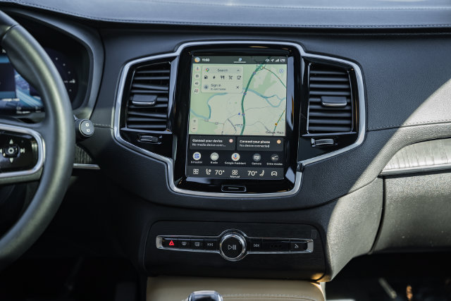 Certified 2024 Volvo XC90 T8 Ultimate w/ Lounge Package AWD/4WD image 19