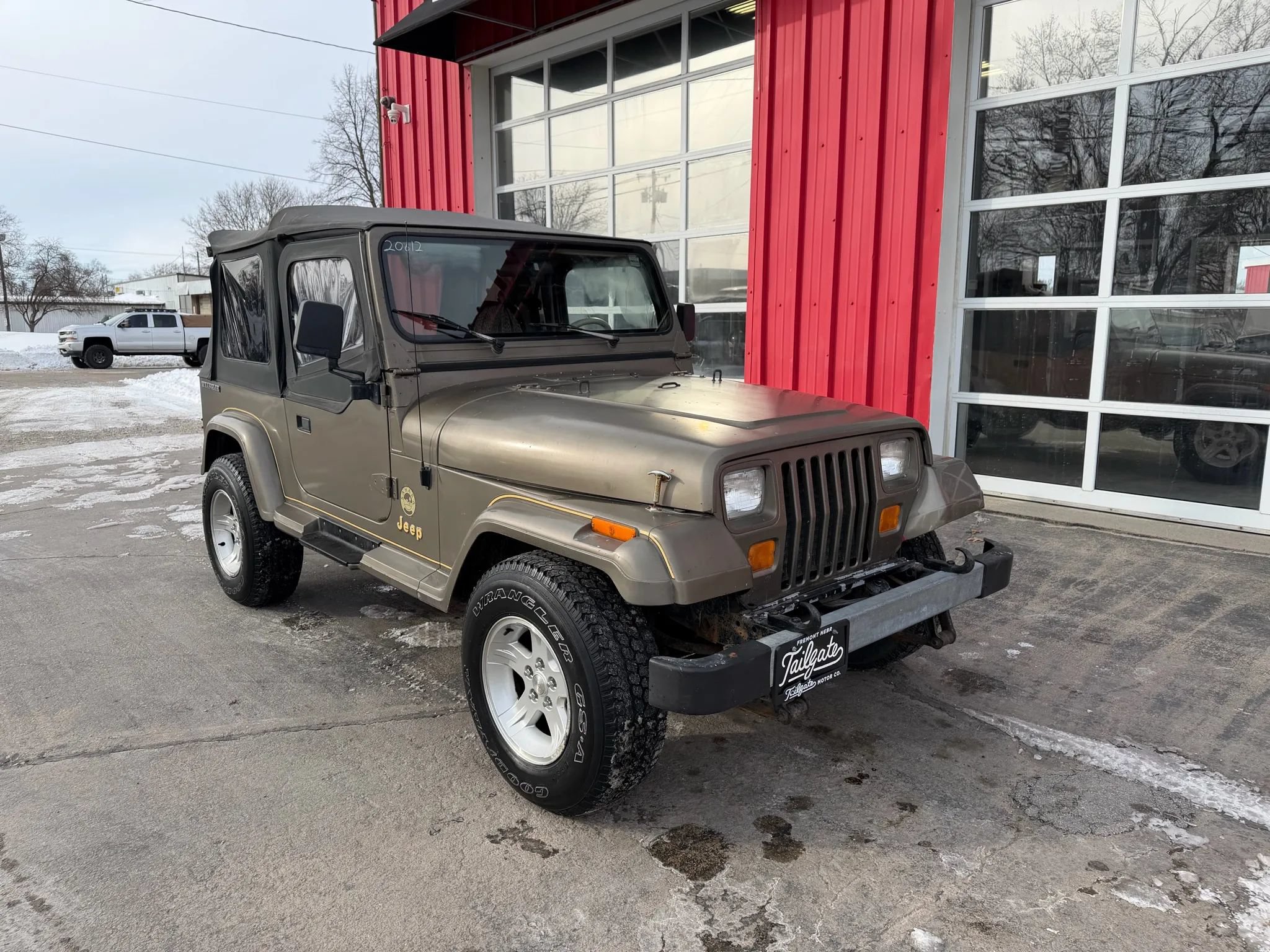 Used 1989 Jeep Wrangler Sahara AWD/4WD image 2