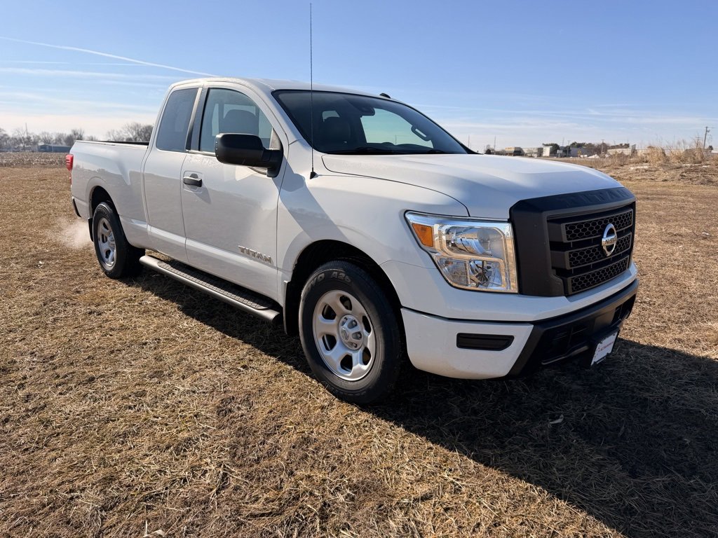 Used 2021 Nissan Titan S w/ S Utility Package image 3