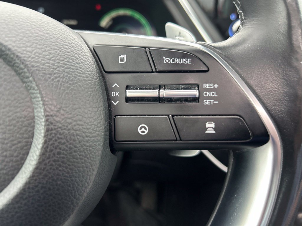 Used 2023 Hyundai Sonata Limited w/ Cargo Package FWD image 24