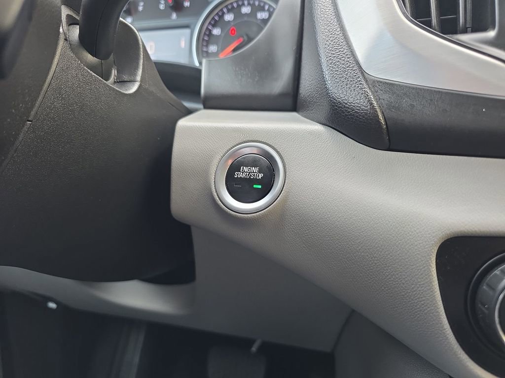 Used 2021 GMC Terrain SLE image 17