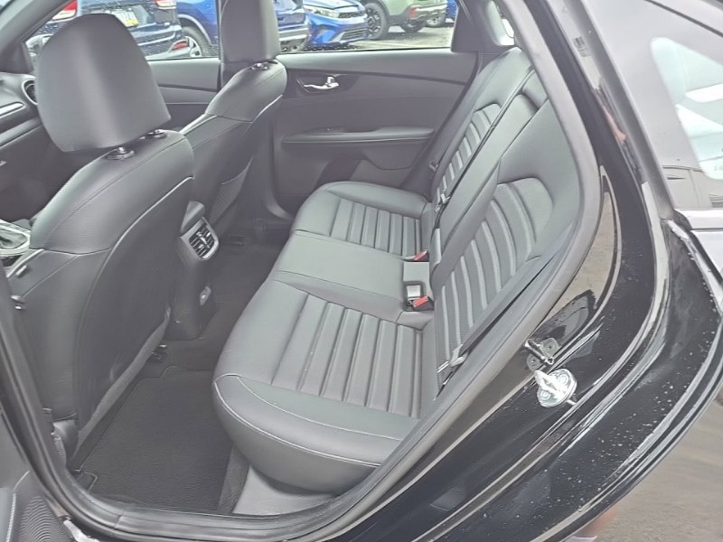 Used 2023 Kia Forte GT-Line w/ GT-Line Premium Package FWD image 28