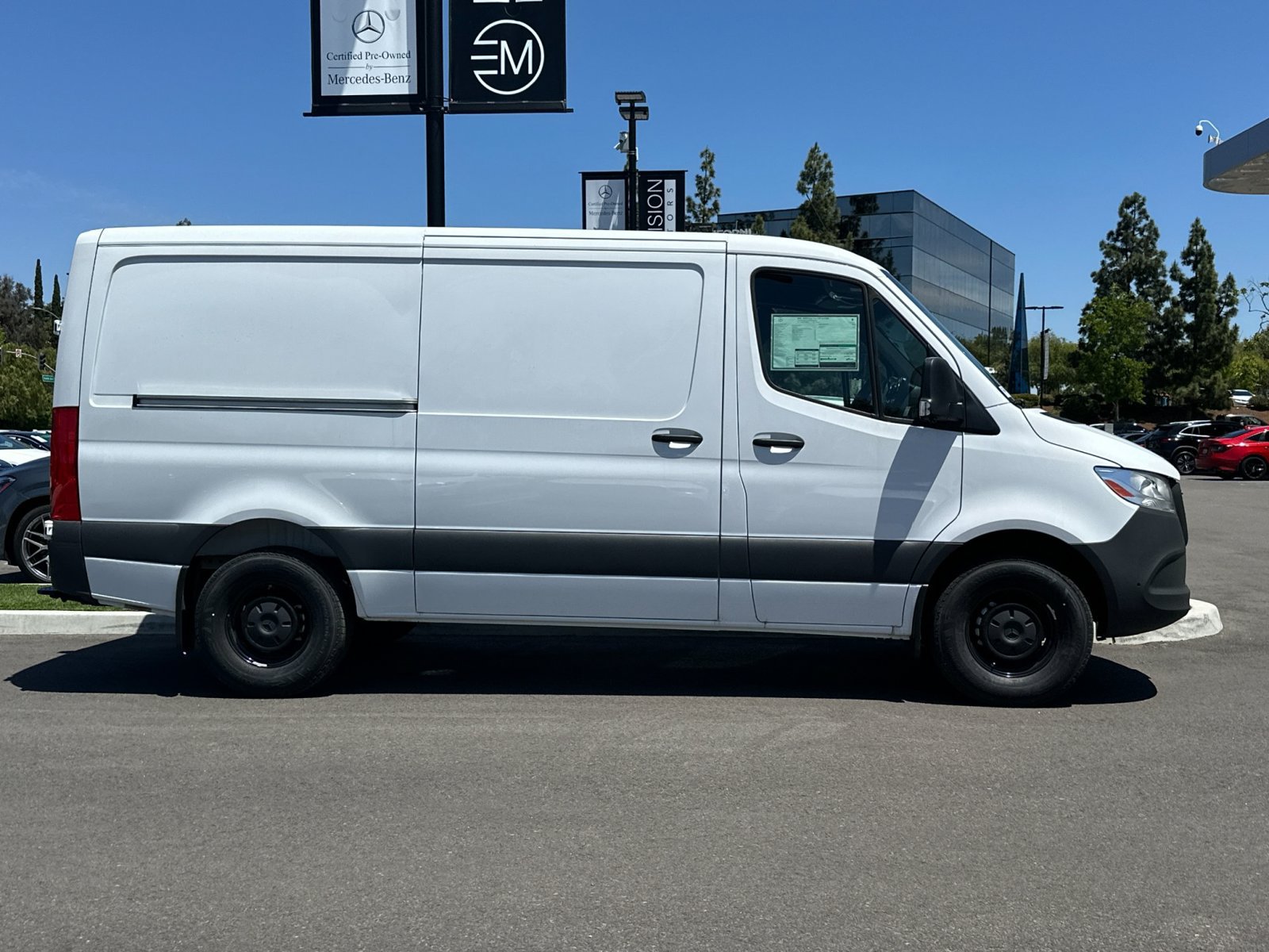 New 2026 Mercedes-Benz Sprinter 2500 image 2