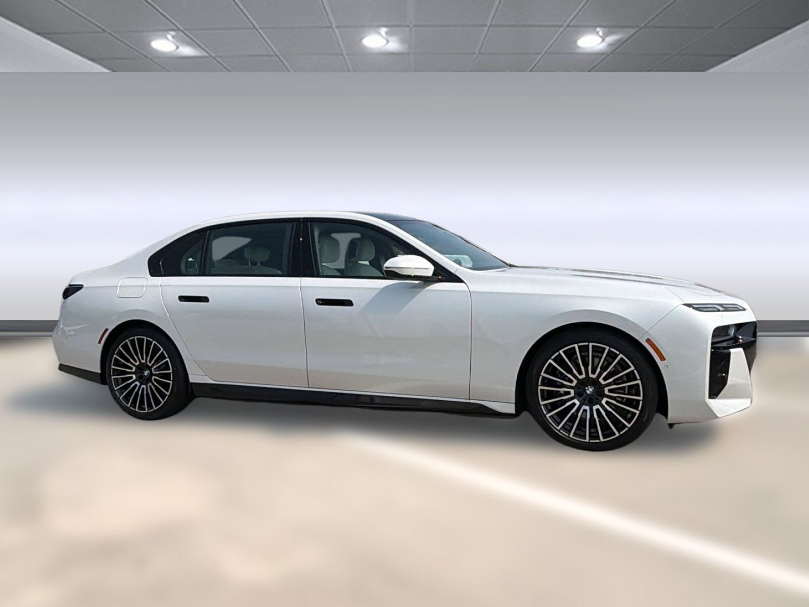 New 2026 BMW 750e xDrive AWD/4WD image 7