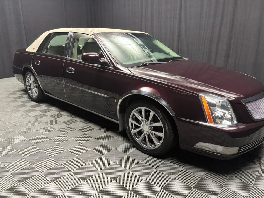 Used 2008 Cadillac DTS Luxury I FWD image 15