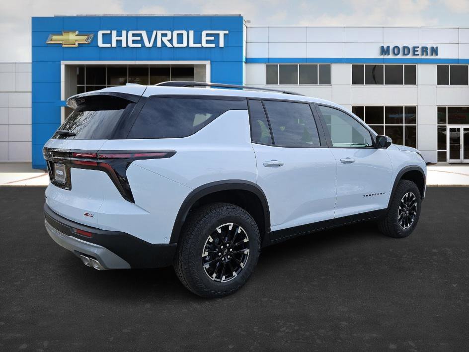 New 2026 Chevrolet Traverse Z71 w/ Enhanced Driving Package AWD/4WD image 5