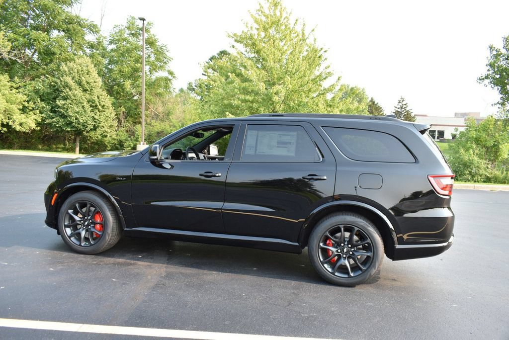 New 2026 Dodge Durango R/T w/ Blacktop Package AWD/4WD image 9