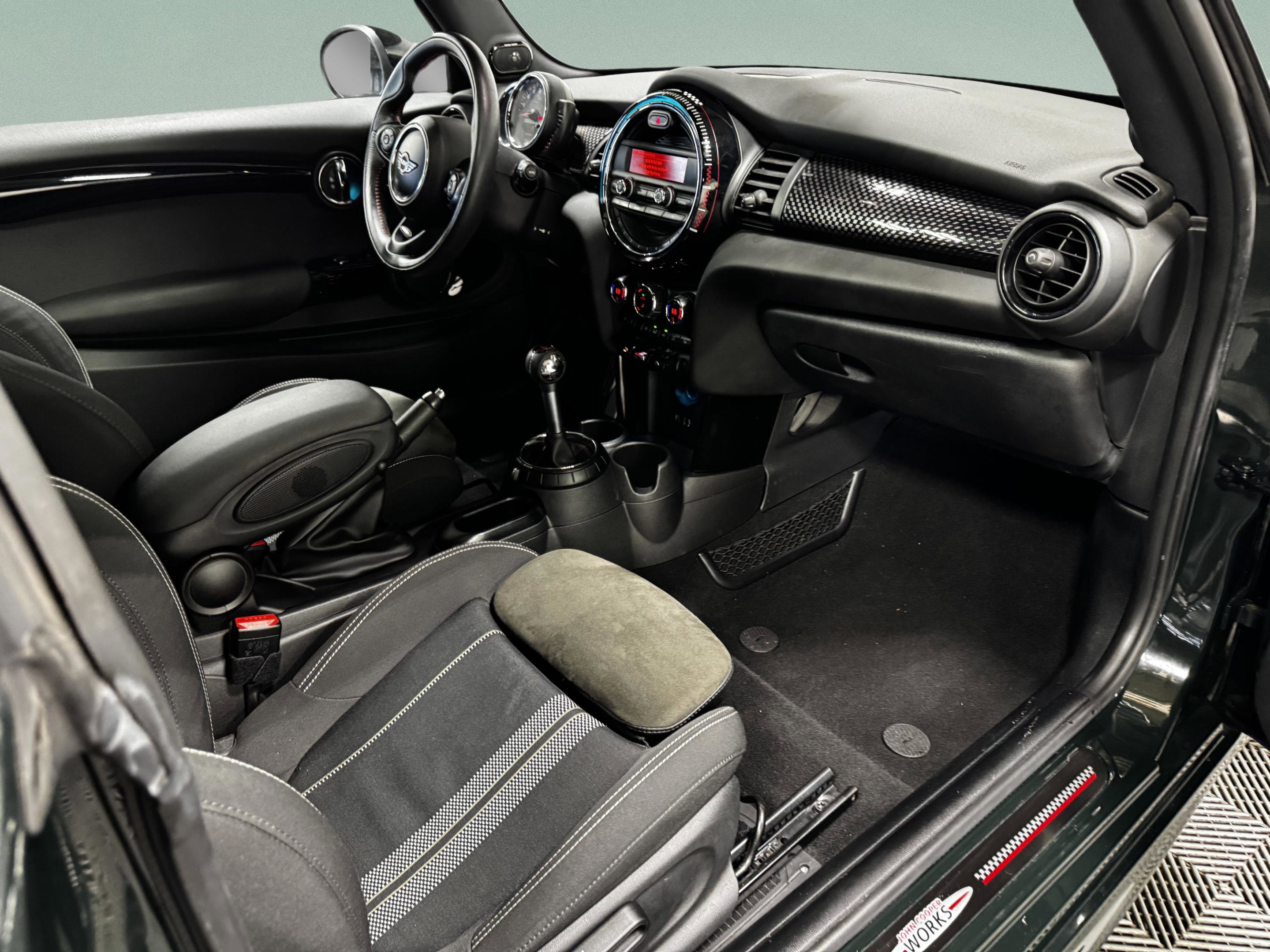 Used 2016 MINI Cooper John Cooper Works FWD image 10
