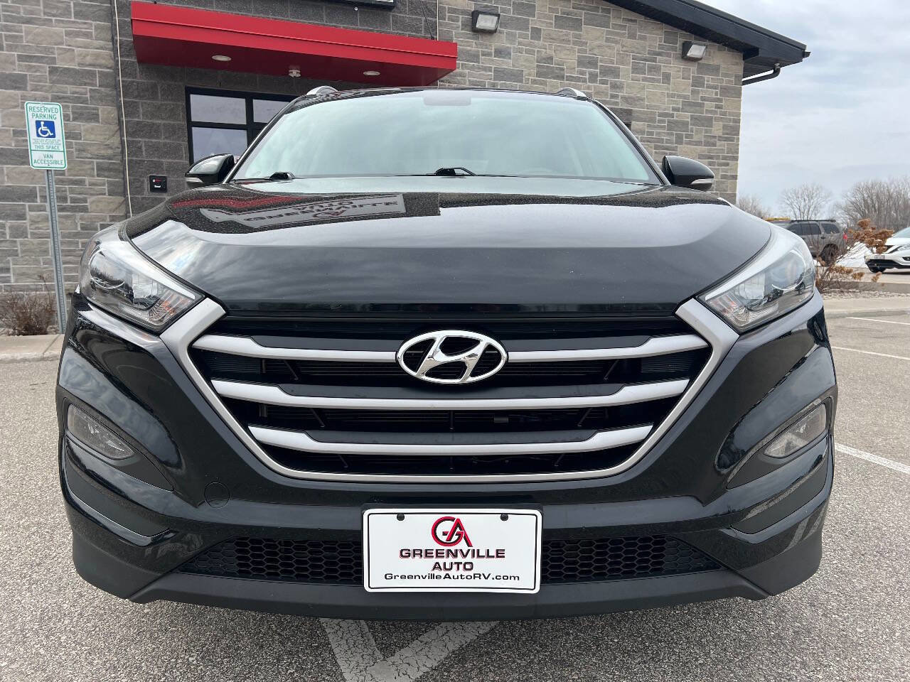 Used 2018 Hyundai Tucson SEL Plus w/ Cargo Package image 2
