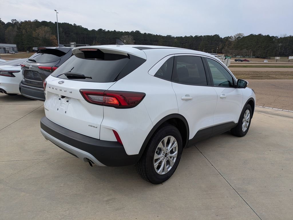 Used 2023 Ford Escape Active w/ Tech Pack #2 image 6