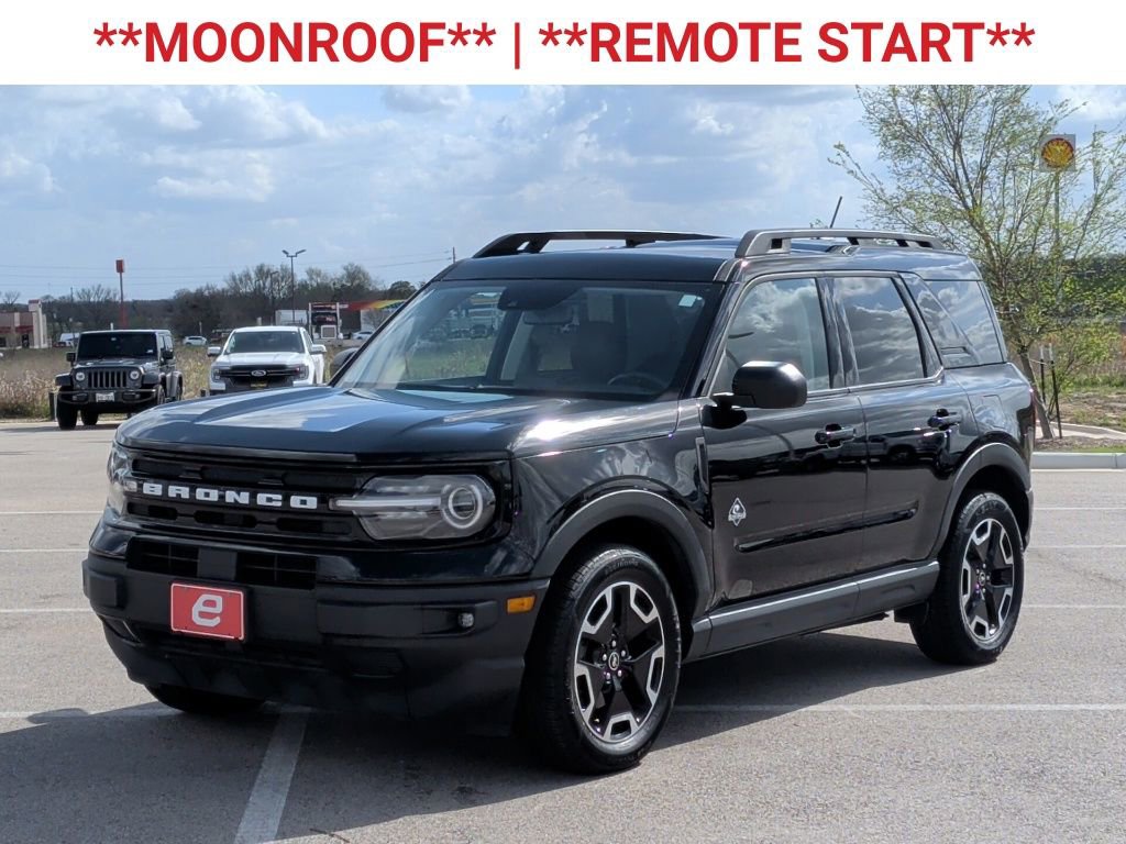 Used 2023 Ford Bronco Sport Outer Banks w/ Tech Package image 3