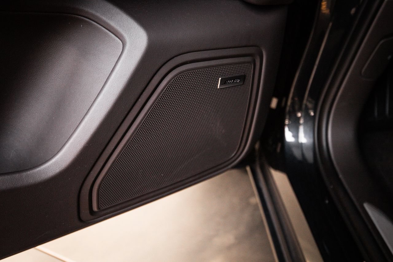 Certified 2024 Porsche Macan S AWD/4WD image 21