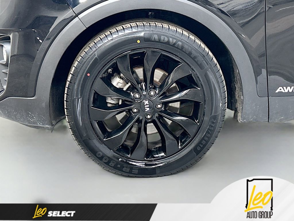 Used 2020 Kia Sorento EX image 32