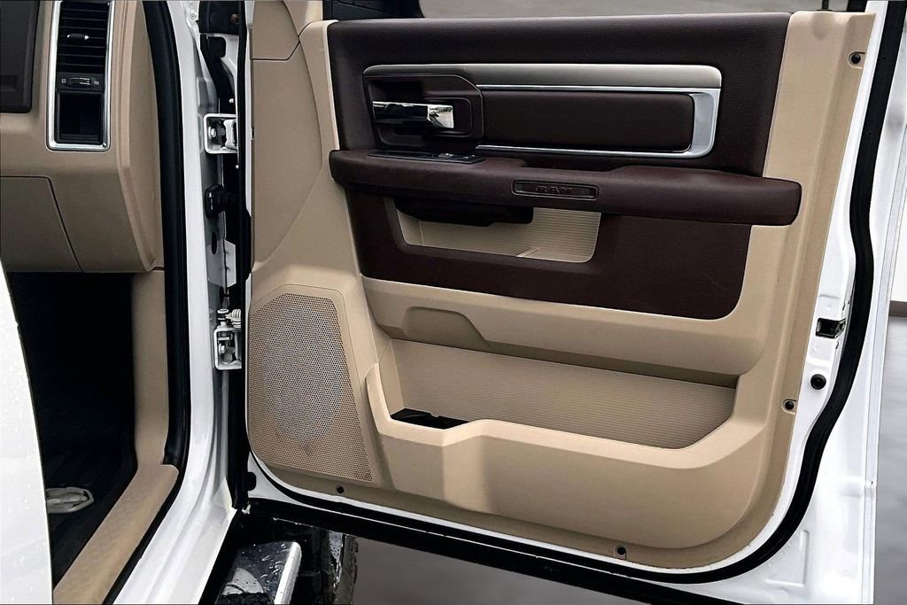 Used 2017 RAM 1500 Classic SLT image 28