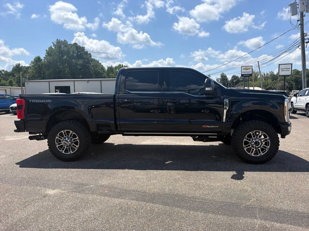 Used 2026 Ford F350 Platinum w/ Platinum Plus Package AWD/4WD image 4