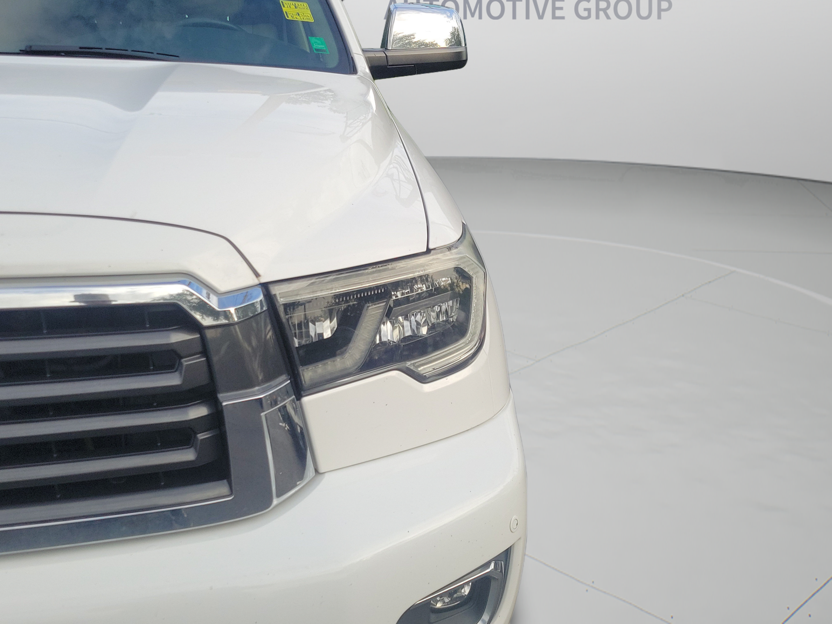 Used 2019 Toyota Sequoia Limited w/ Safety & Convenience Package AWD/4WD image 8