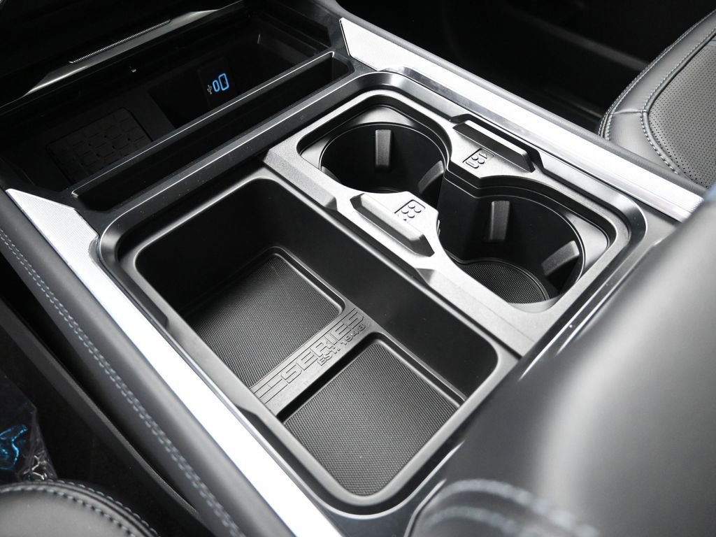 New 2026 Ford F250 Platinum w/ Tremor Off-Road Package image 33