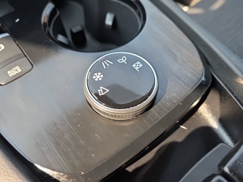 Used 2021 Nissan Rogue SV AWD/4WD image 36