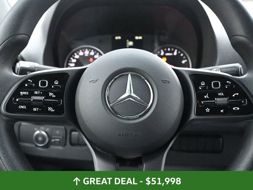 Used 2024 Mercedes-Benz Sprinter 2500 image 33