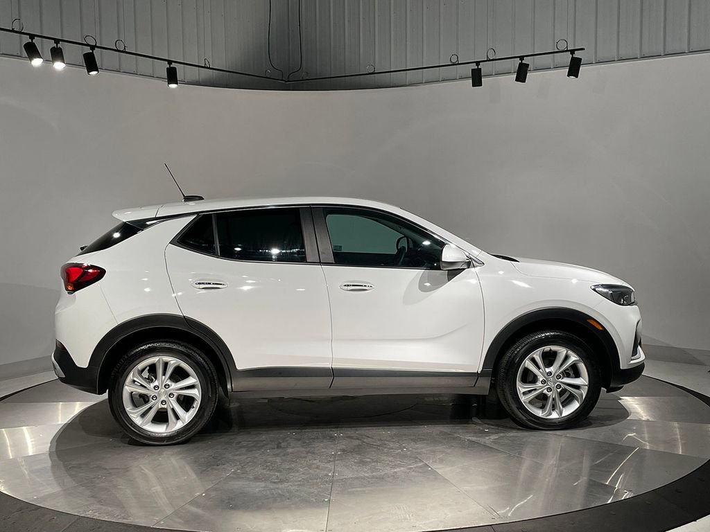 Used 2023 Buick Encore GX Preferred w/ Cold Weather Comfort Package image 8