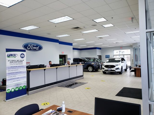 Used 2026 Chevrolet Equinox LT AWD/4WD image 17