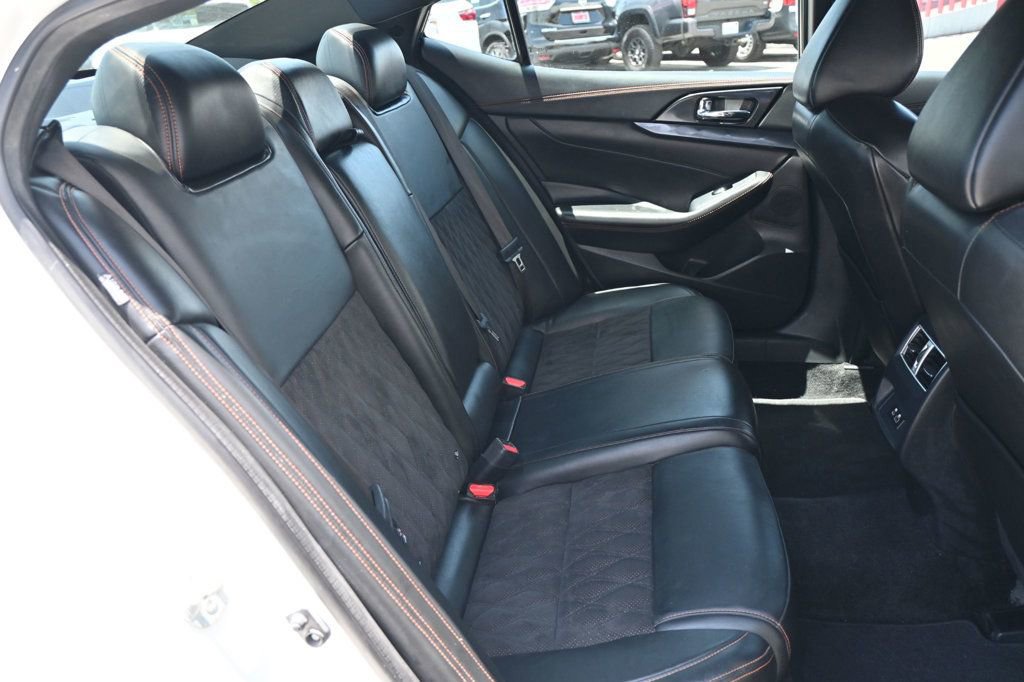 Used 2019 Nissan Maxima SR w/ Illumination Package image 16