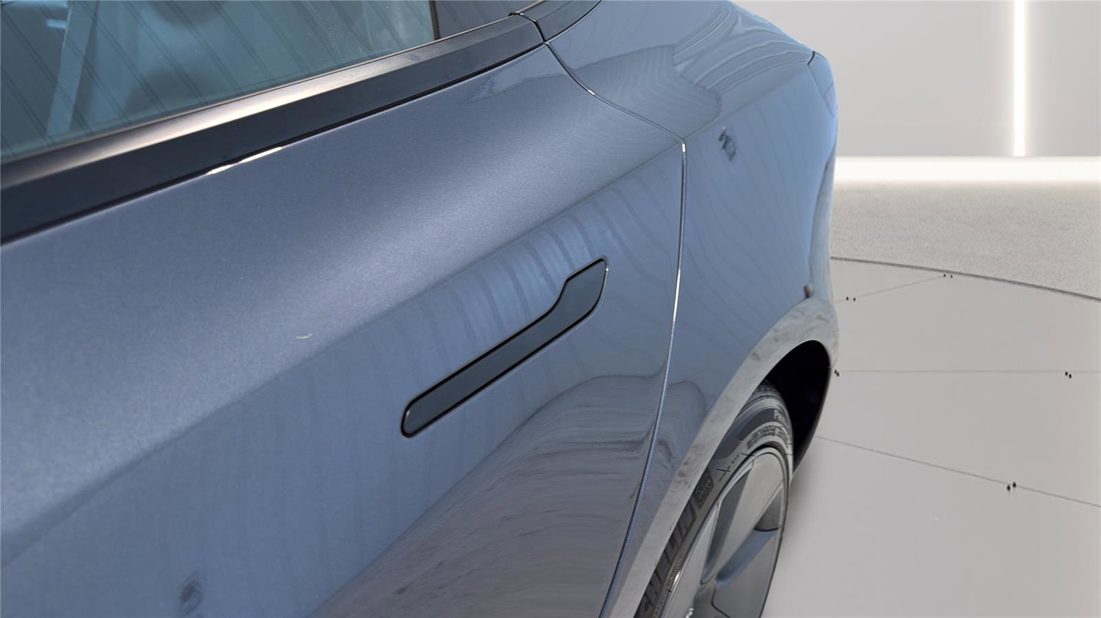 Used 2023 Tesla Model 3 Standard Range image 28