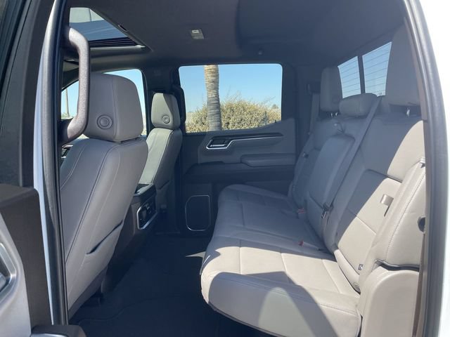 Used 2022 GMC Sierra 1500 SLT w/ SLT Premium Plus Package AWD/4WD image 25