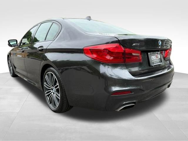 Used 2018 BMW 540i xDrive w/ M Sport Package image 4