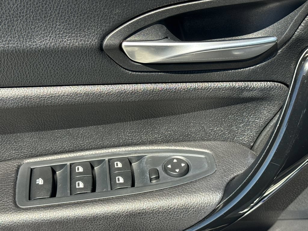 Used 2016 BMW 228i Convertible RWD image 19