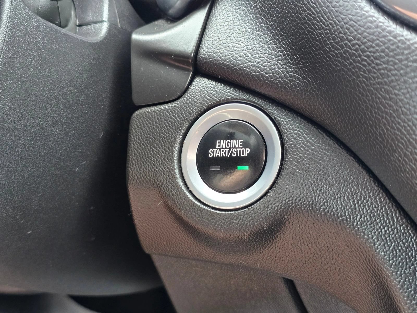 Used 2019 Chevrolet Equinox LT AWD/4WD image 30