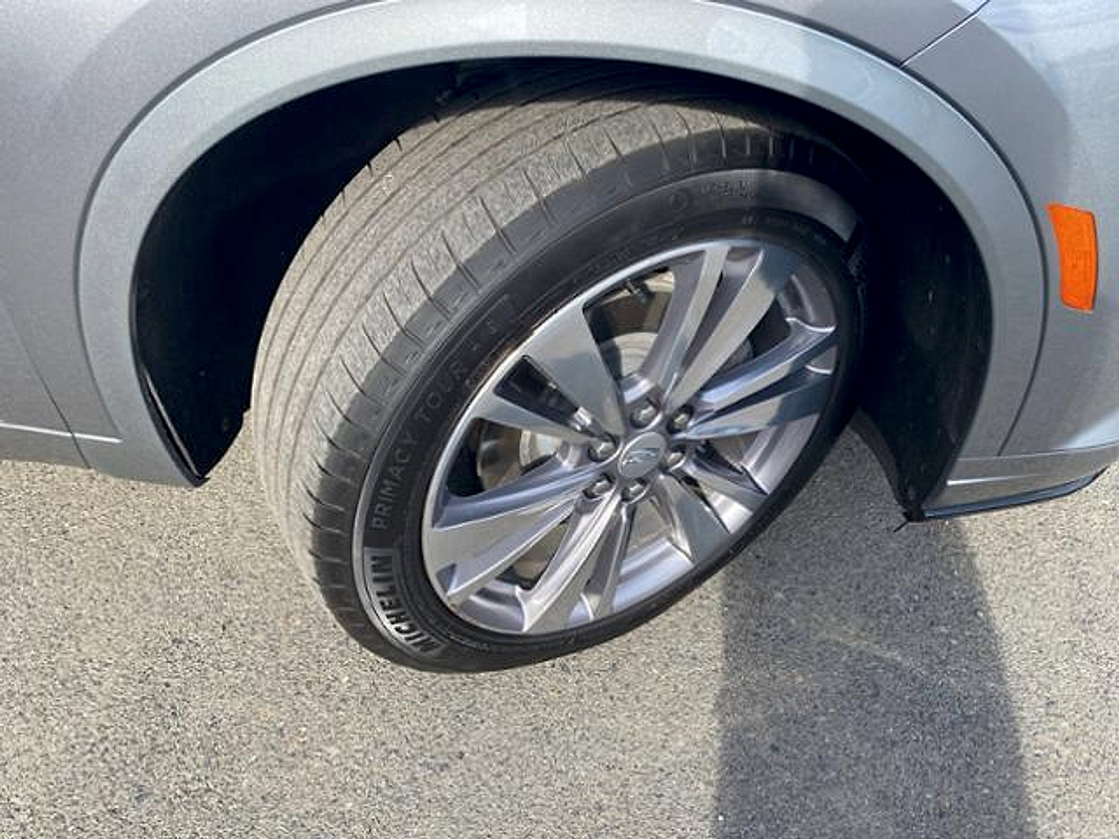 Used 2025 Cadillac XT6 Premium Luxury FWD image 6
