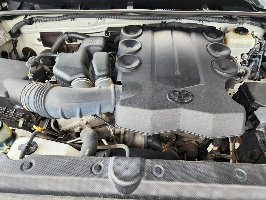 Used 2012 Toyota 4Runner Limited AWD/4WD image 20