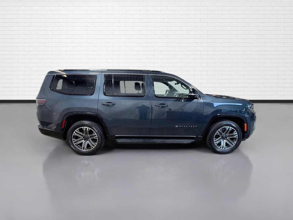 Used 2023 Jeep Wagoneer 4WD w/ Premium Group I image 10