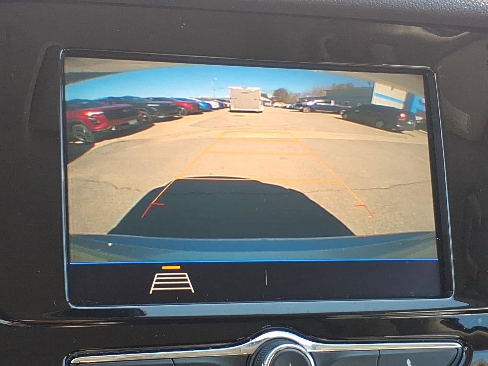 Used 2022 Buick Encore Preferred w/ Safety Package image 21