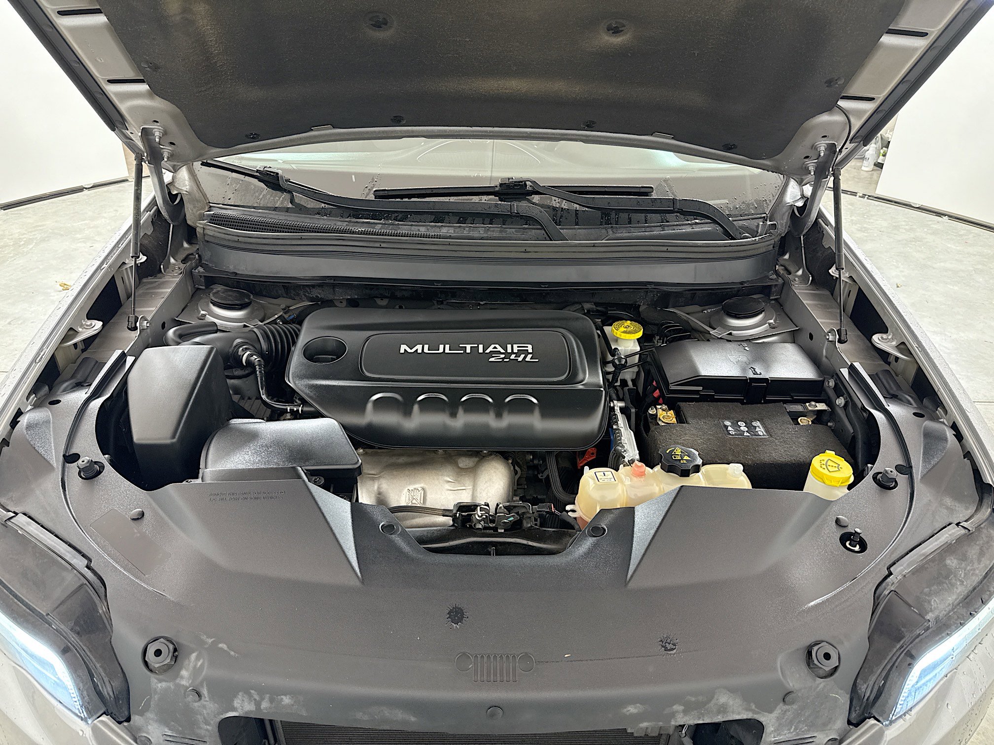 Used 2019 Jeep Cherokee Latitude Plus image 26