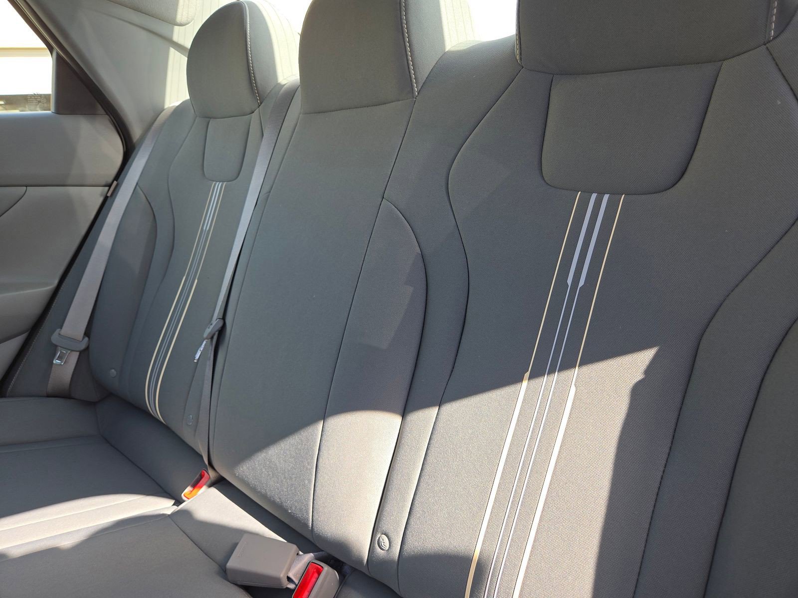 New 2025 Hyundai Elantra SEL image 12