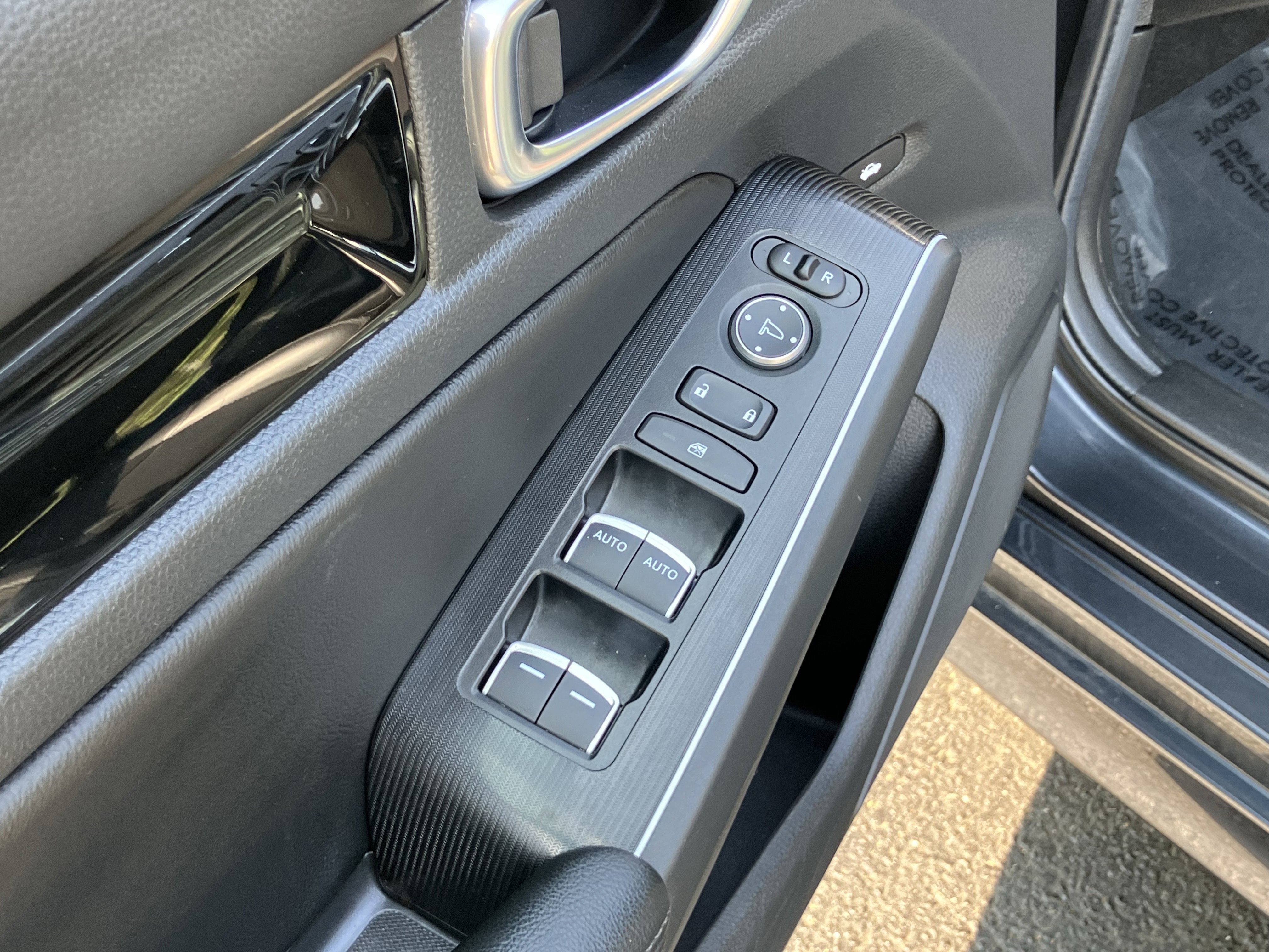 Certified 2025 Honda Civic Sport Touring image 15