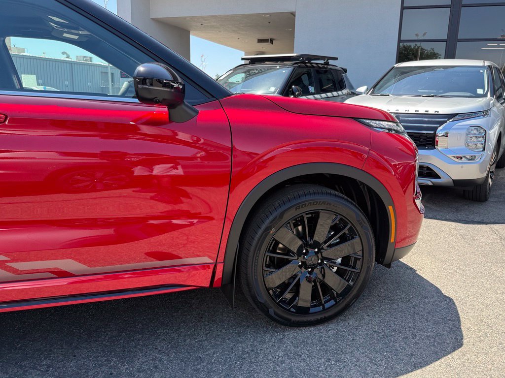 New 2026 Mitsubishi Outlander AWD image 15