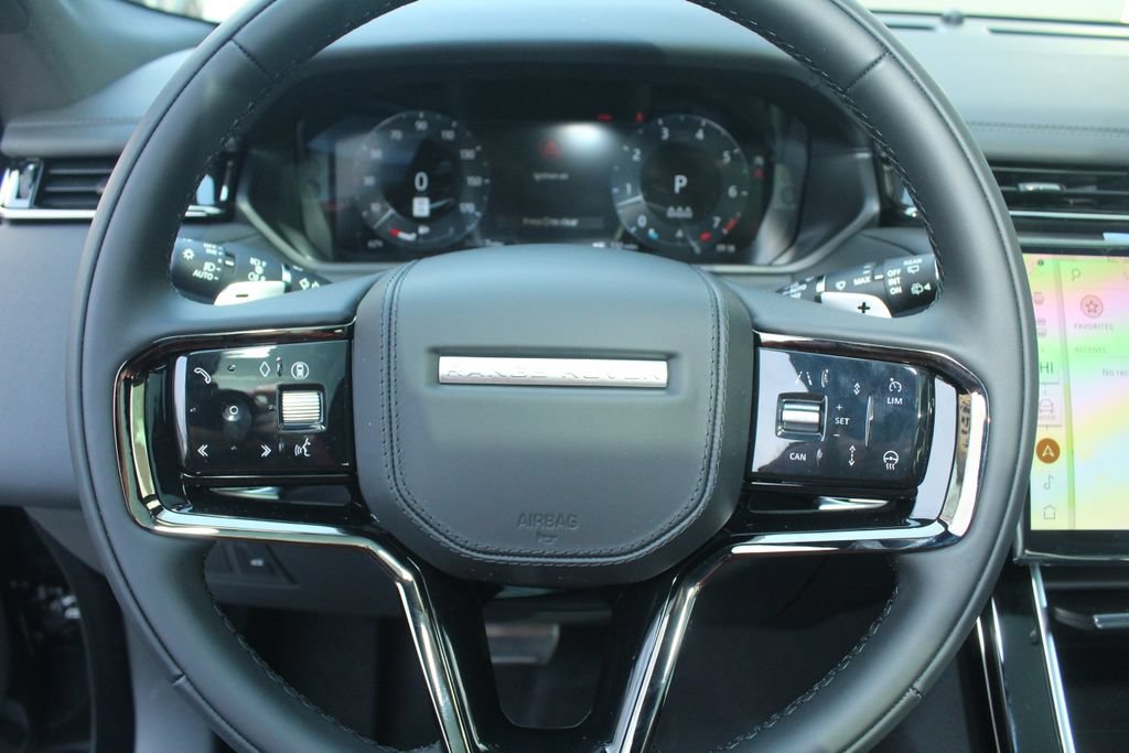 New 2026 Land Rover Range Rover Velar Dynamic SE AWD/4WD image 17