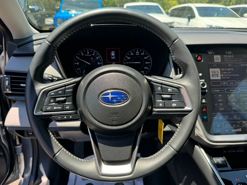 Used 2025 Subaru Legacy Premium AWD/4WD image 5
