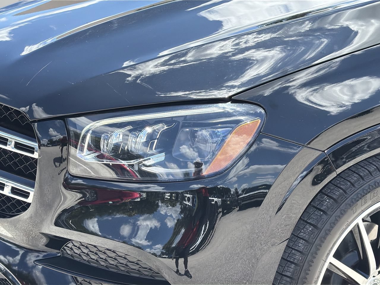 Used 2023 Mercedes-Benz GLS 450 4MATIC image 6