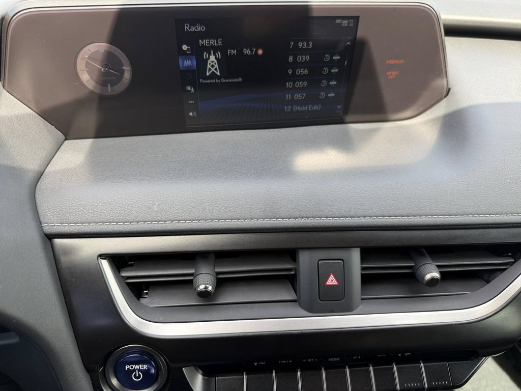 Used 2021 Lexus UX 250h w/ Accessory Package (Z2) AWD/4WD image 18