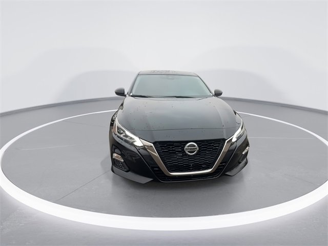 Used 2021 Nissan Altima 2.5 SR w/ SR Premium Package image 3