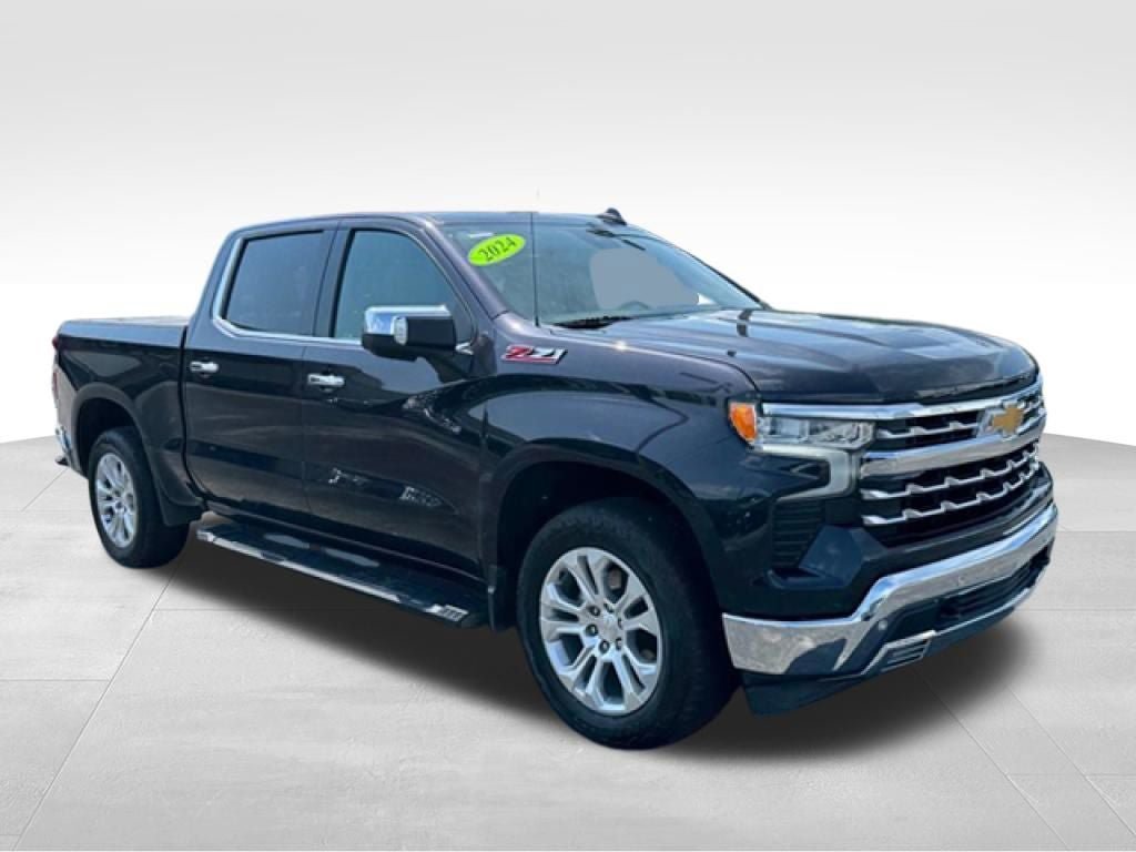 Used 2024 Chevrolet Silverado 1500 LTZ w/ LTZ Premium Package AWD/4WD image 10