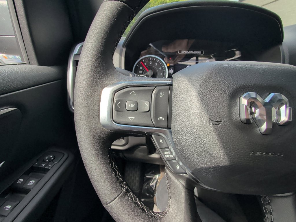 New 2026 RAM 1500 Big Horn AWD/4WD image 18