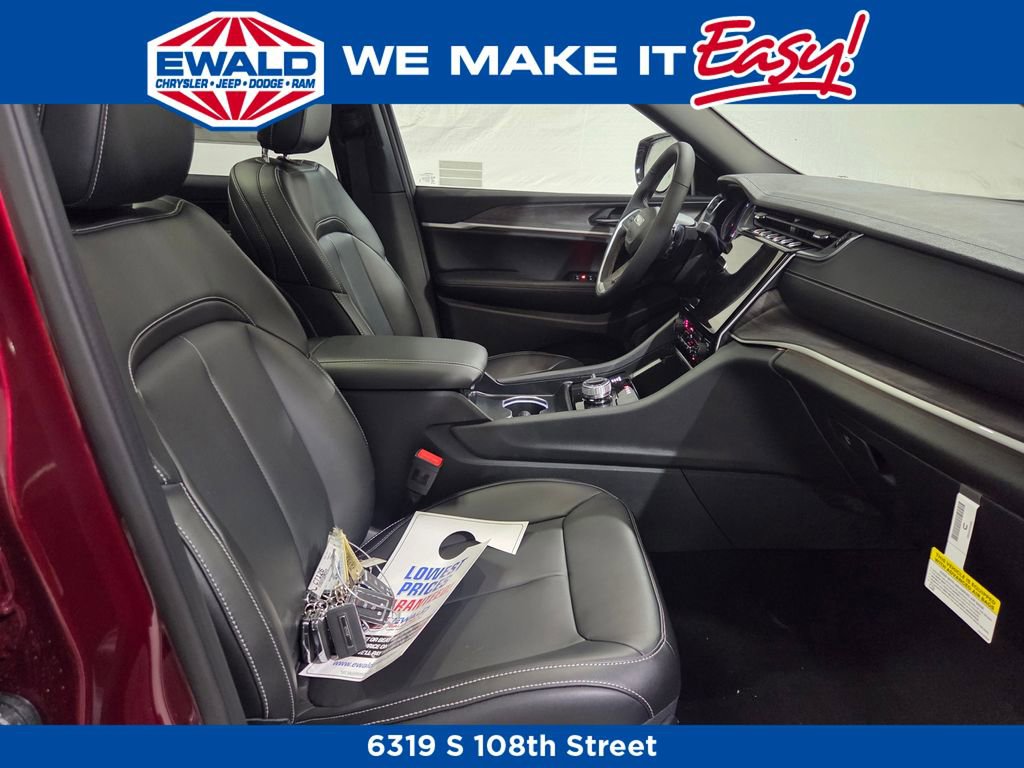 New 2025 Jeep Grand Cherokee L Limited image 9