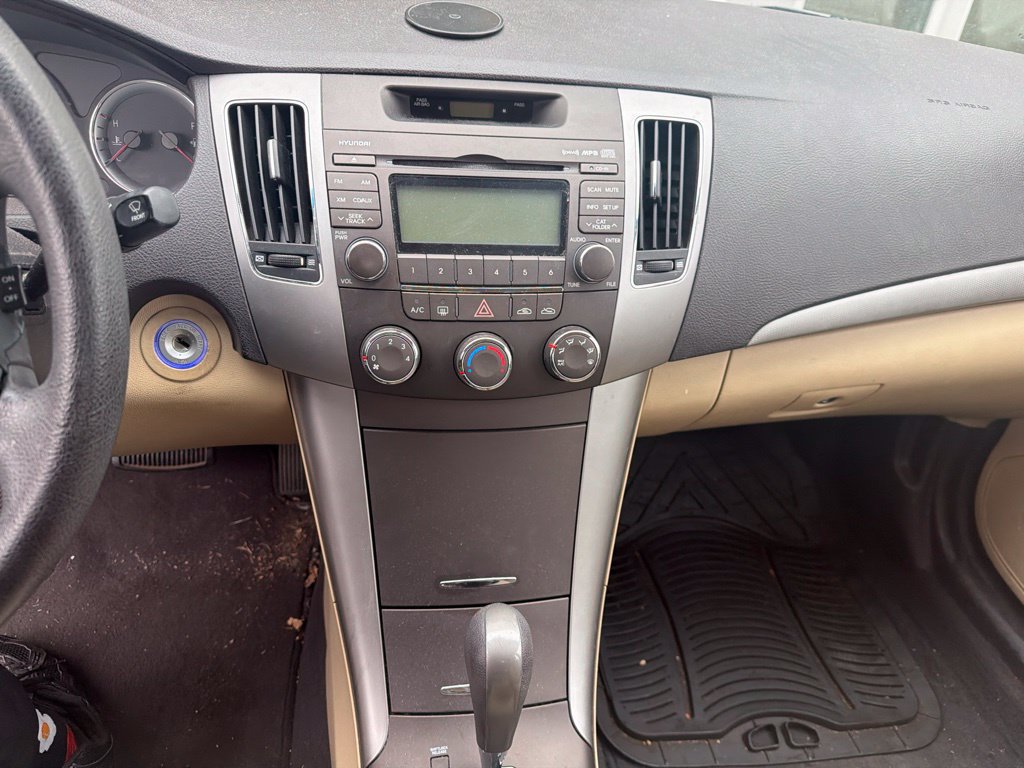 Used 2009 Hyundai Sonata GLS FWD image 15