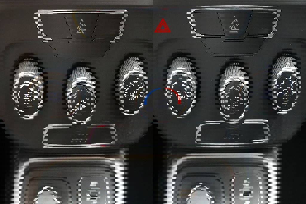 Used 2017 Jeep Compass Sport image 21